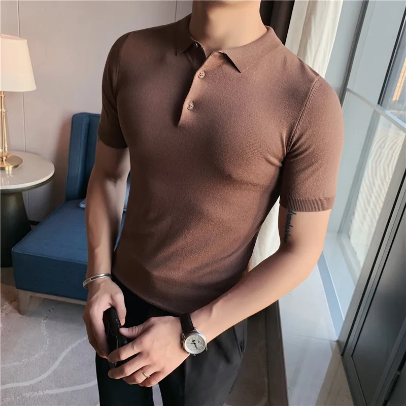 Spring New 2021 British Style Short Sleeve T Shirts For Men Clothing Simple Turn Down Collar Slim Fit Casual Knitted Polo Homme 
Spring New 2021 British Style Short Sleeve T Shirts For Men Clothing Simple Turn Down Collar Slim Fit Casual Knitted Polo Homme
