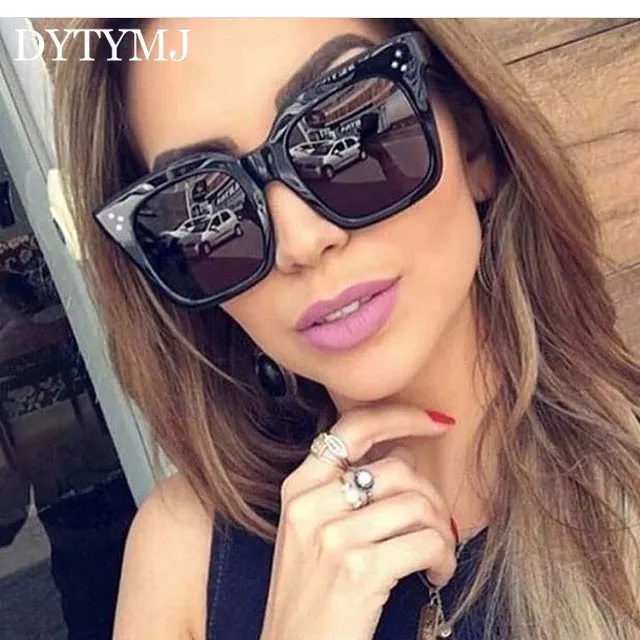 DYTYMJ Square Sunglasses Women Gradient Oversized Sunglasses Women/men Vintage Sunglasses Classic Square Gafas De Sol Mujer 
DYTYMJ Square Sunglasses Women Gradient Oversized Sunglasses Women/men Vintage Sunglasses Classic Square Gafas De Sol Mujer