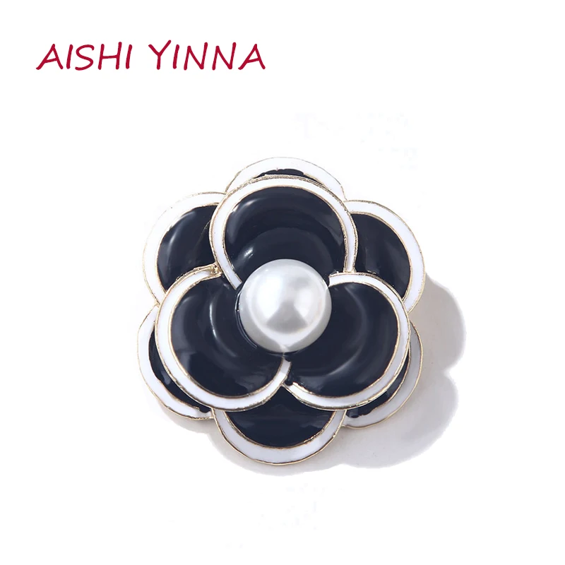 AISHI YINNA New Fashion Corsage High Quality Ladies Black And White Small Fragrance Rose Brooch Flower-Shaped Silk Scarf Buckle
AISHI YINNA New Fashion Corsage High Quality Ladies Black And White Small Fragrance Rose Brooch Flower-Shaped Silk Scarf Buckle