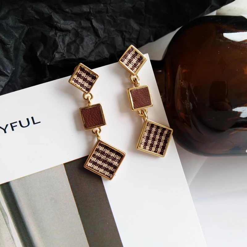 Bohemia Cloth art Geometry Square long Earrings Female Korean Fashion Tassel stud Earrings Women Accessories Banquet jewelry
Bohemia Cloth art Geometry Square long Earrings Female Korean Fashion Tassel stud Earrings Women Accessories Banquet jewelry