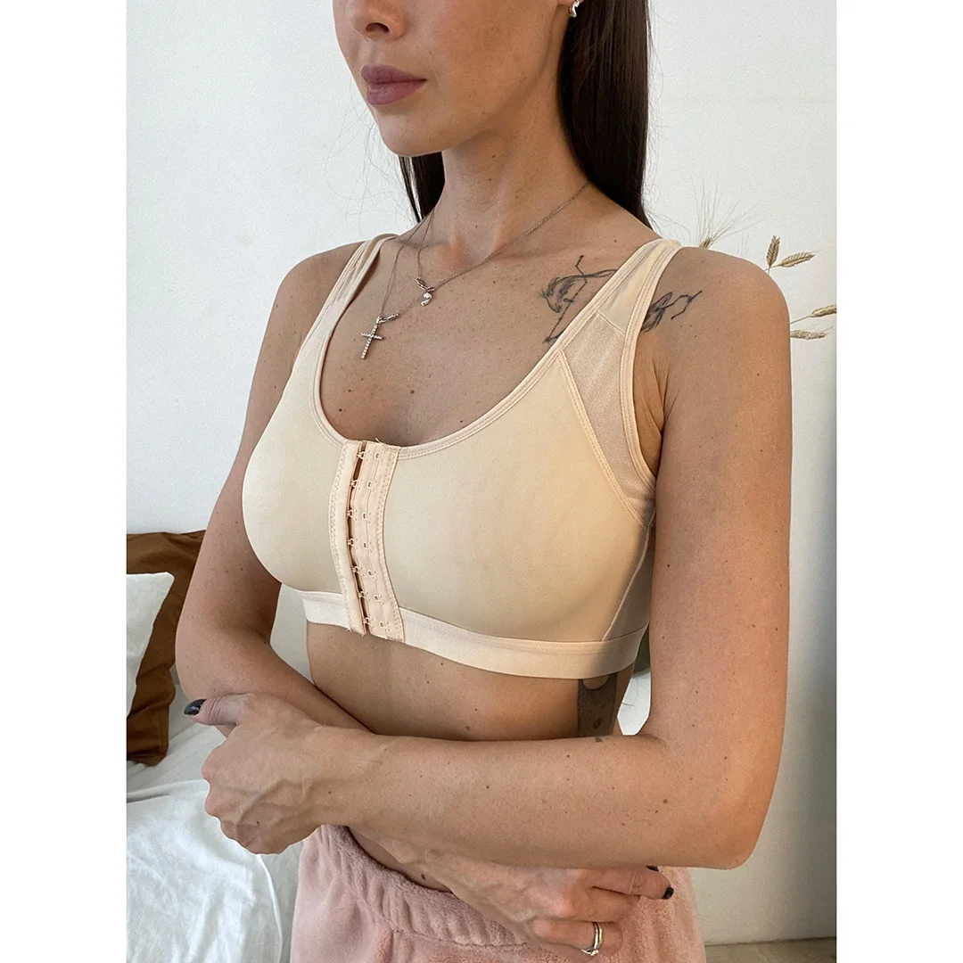 Women Post Surgical surgery Front Open Recovery Bra with adjustable shoulder strap Post Breast Augmentation Operative bra E08 
Women Post Surgical surgery Front Open Recovery Bra with adjustable shoulder strap Post Breast Augmentation Operative bra E08