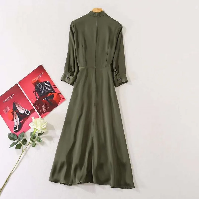 High Quality New Runway Style Dress 2020 Autumn Women Hollow Out Embroidery Belt Patchwork Mid-Calf Length Army Green Dress XL
High Quality New Runway Style Dress 2020 Autumn Women Hollow Out Embroidery Belt Patchwork Mid-Calf Length Army Green Dress XL