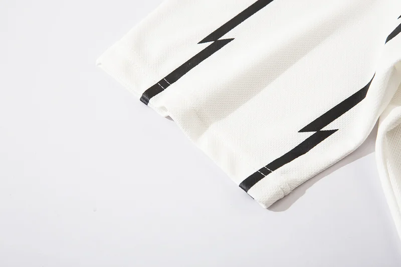 Mens Letter Embroidery T shirt Unisex Hip Hop Casual Shirts 2021 Summer O-Neck Loose Size Tshirts 100%polyester Stripe t shirts
Mens Letter Embroidery T shirt Unisex Hip Hop Casual Shirts 2021 Summer O-Neck Loose Size Tshirts 100%polyester Stripe t shirts