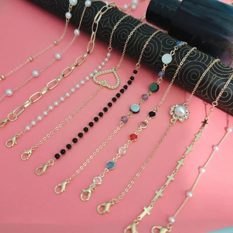 Fashion Pearl Mask Chains Glasses Chain For Women Retro Metal Sunglasses Lanyards Eyewear Cord Holder Neck Strap Dropshipping
Fashion Pearl Mask Chains Glasses Chain For Women Retro Metal Sunglasses Lanyards Eyewear Cord Holder Neck Strap Dropshipping
