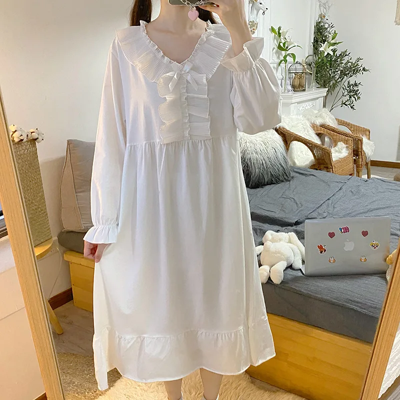 Long Sleeve Sleepwear Nightgown Women Nighty Gown Sexy V-Neck Nightwear Casual Home Clothing Summer New Nightdress Sleep Dress 
Long Sleeve Sleepwear Nightgown Women Nighty Gown Sexy V-Neck Nightwear Casual Home Clothing Summer New Nightdress Sleep Dress
