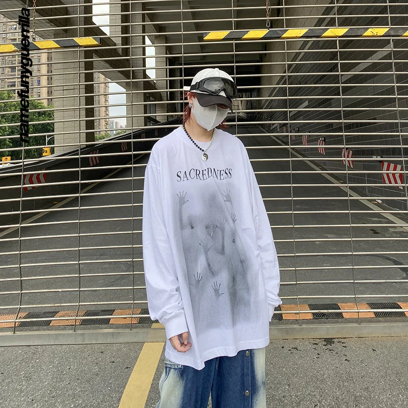 Namefunyguerrilla vintage ghost print hip hop long sleeve t shirt 2021 Men Streetwear Harajuku Oversize graphic t shirts 11019
Namefunyguerrilla vintage ghost print hip hop long sleeve t shirt 2021 Men Streetwear Harajuku Oversize graphic t shirts 11019