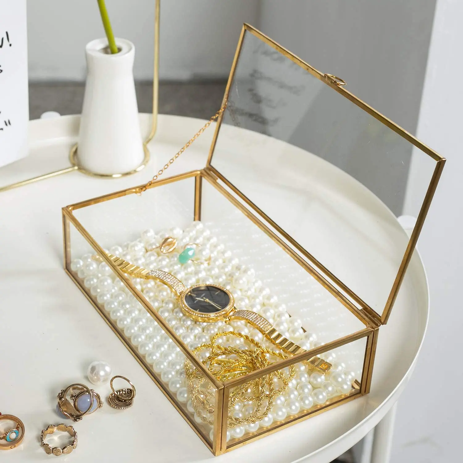 Golden Vintage Glass Lidded Box Edge Bracelet Keepsake Decorative Jewelry Display Clear Rectangle Box Rings Bracelet Organizer
Golden Vintage Glass Lidded Box Edge Bracelet Keepsake Decorative Jewelry Display Clear Rectangle Box Rings Bracelet Organizer