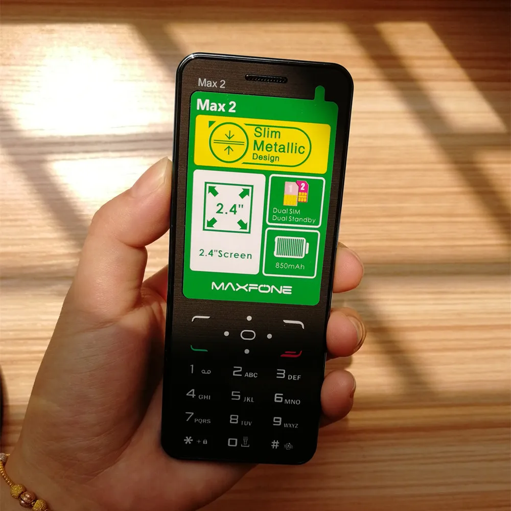 Maxfone MAX 2 4 дюймовый экран 850 мАч две Sim-карты Bluethooth прожектор большой динамик FM