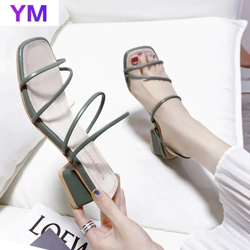 Женские босоножки с квадратным носком, однотонные босоножки на высоком квадратном каблуке, без застежки, с нескользящим толстым каблуком, ... 
Женские босоножки с квадратным носком, однотонные босоножки на высоком квадратном каблуке, без застежки, с нескользящим толстым каблуком, ...