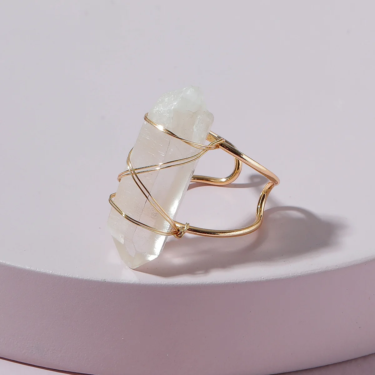 Boho Style Women Natural Quartz Druzy Stone Arrowhead Rings New Fashion Statement Ring Jewellery
Boho Style Women Natural Quartz Druzy Stone Arrowhead Rings New Fashion Statement Ring Jewellery