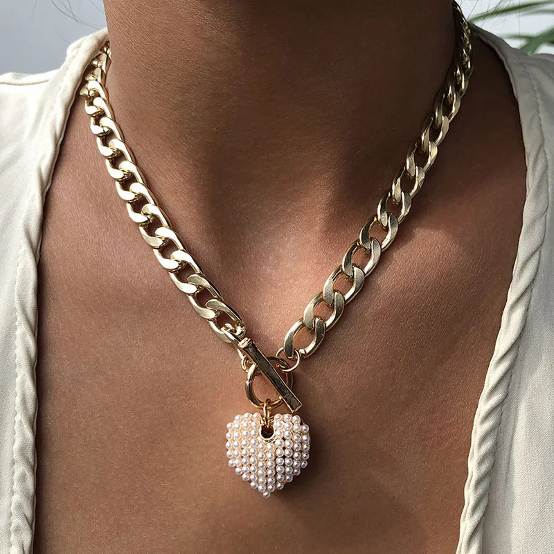 Luxury Full Pearls Love Heart Necklace for Women Chunky Chain Choker Jewelry Hip Hop Heart Pendant Necklace Girls Neck Chain New
Luxury Full Pearls Love Heart Necklace for Women Chunky Chain Choker Jewelry Hip Hop Heart Pendant Necklace Girls Neck Chain New