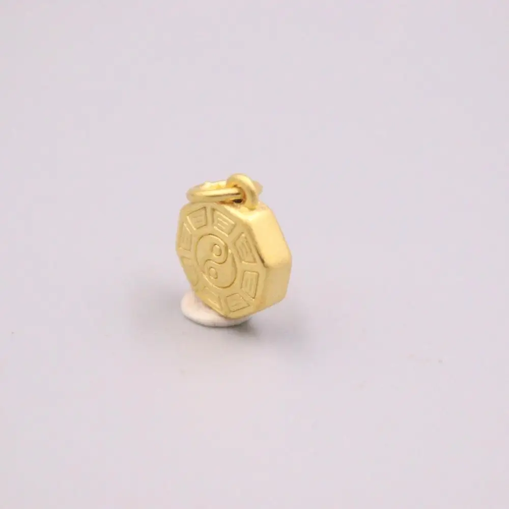 New Pure 24Kt 3D Yellow Gold 17x10mm Eight-Diagram Tactics Compass Pendant About 1.24g
New Pure 24Kt 3D Yellow Gold 17x10mm Eight-Diagram Tactics Compass Pendant About 1.24g