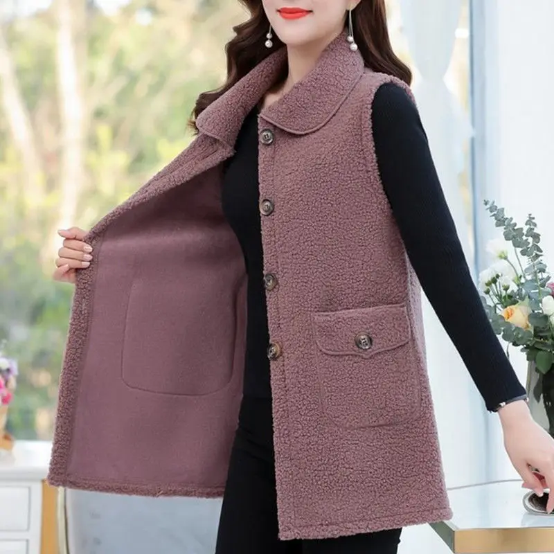 Lamb Velvet Waistcoat Jacket Middle-aged Mother Fashion Fall Winter Loose Sleeveless Jacket Plus Size 6XL Casual Women Vest Tops
Lamb Velvet Waistcoat Jacket Middle-aged Mother Fashion Fall Winter Loose Sleeveless Jacket Plus Size 6XL Casual Women Vest Tops