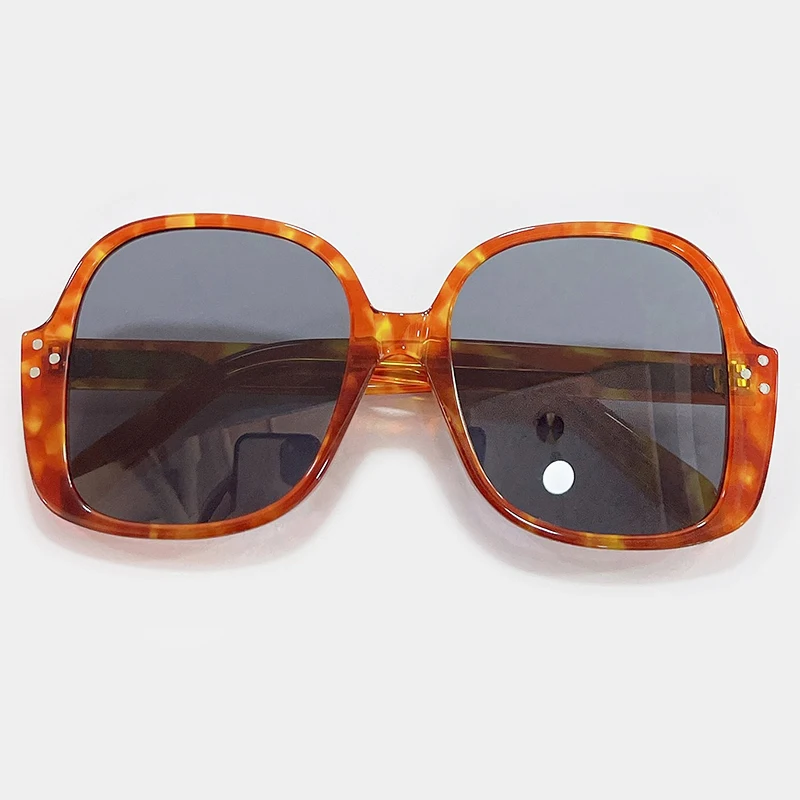 2021Hot Square Retro Sunglasses Women Vintage Sun Glasses For Shades Lens Ladies Frameless Eyeglasses Oculos De Sol
2021Hot Square Retro Sunglasses Women Vintage Sun Glasses For Shades Lens Ladies Frameless Eyeglasses Oculos De Sol