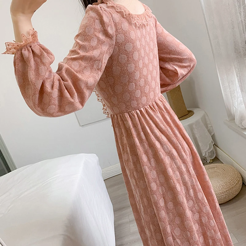 Spring Autumn Women's Dress French Palace Style Square Neck Dress New Slim Thin Long Sleeve Female Dresses LL918
Spring Autumn Women's Dress French Palace Style Square Neck Dress New Slim Thin Long Sleeve Female Dresses LL918