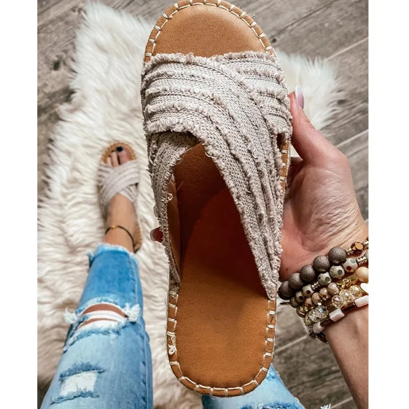 Women Flat Flip Flops 2021 New Open Toe Summer Beach Shoes Casual Ladies Slides Cross Design Female Sandals Shoes
Women Flat Flip Flops 2021 New Open Toe Summer Beach Shoes Casual Ladies Slides Cross Design Female Sandals Shoes