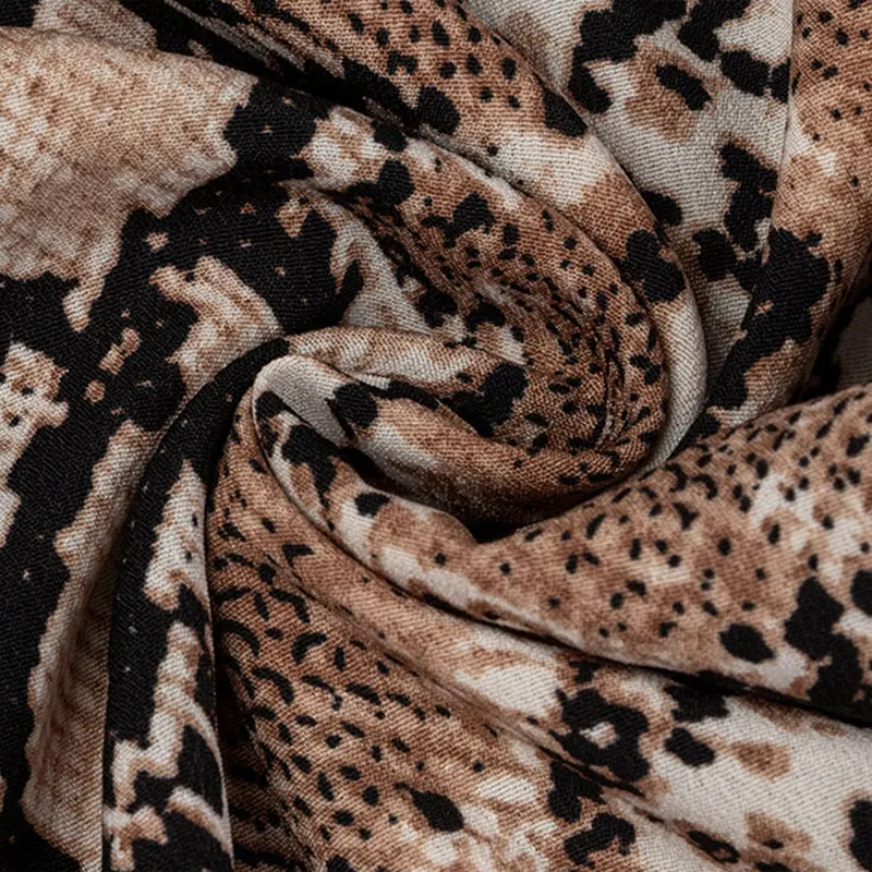 Women 2021 New Full Sleeve V-neck Knitted Shirt Top Autumn Winter Leopard Casual Blouse Shirt Top
Women 2021 New Full Sleeve V-neck Knitted Shirt Top Autumn Winter Leopard Casual Blouse Shirt Top