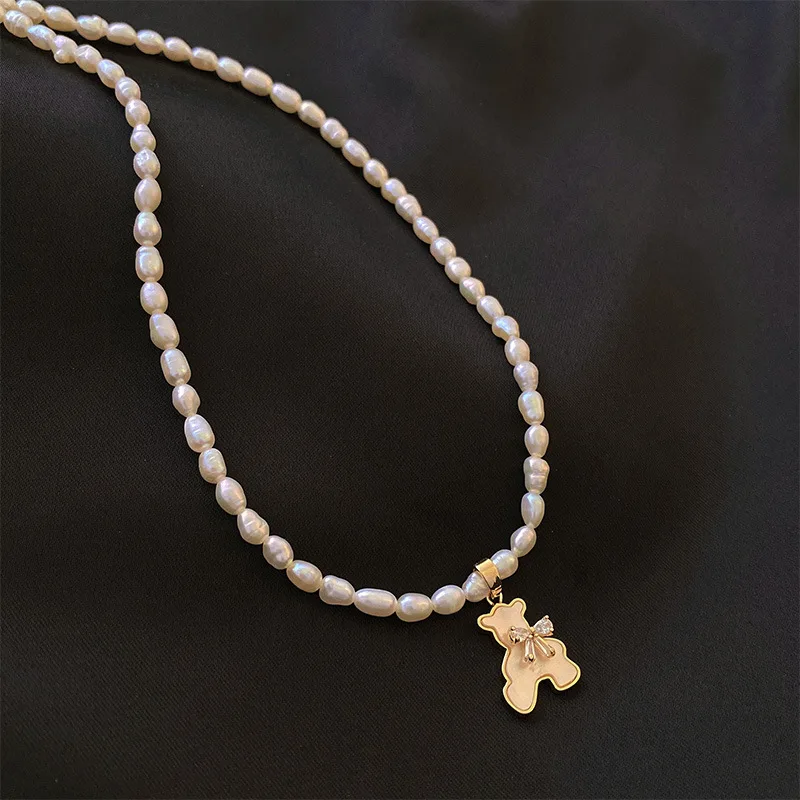 TIMEONLY Korean Bling Rhinestones White Bear Pendant Necklaces for Women Irregular Baroque Pearls Choker Necklace Birthday Gift
TIMEONLY Korean Bling Rhinestones White Bear Pendant Necklaces for Women Irregular Baroque Pearls Choker Necklace Birthday Gift