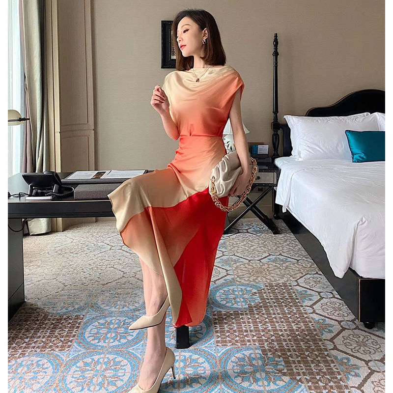 Super temperament elegant gradient silk satin women's suit skirt high waist thin French celebrity summer dress two-piece set
Super temperament elegant gradient silk satin women's suit skirt high waist thin French celebrity summer dress two-piece set