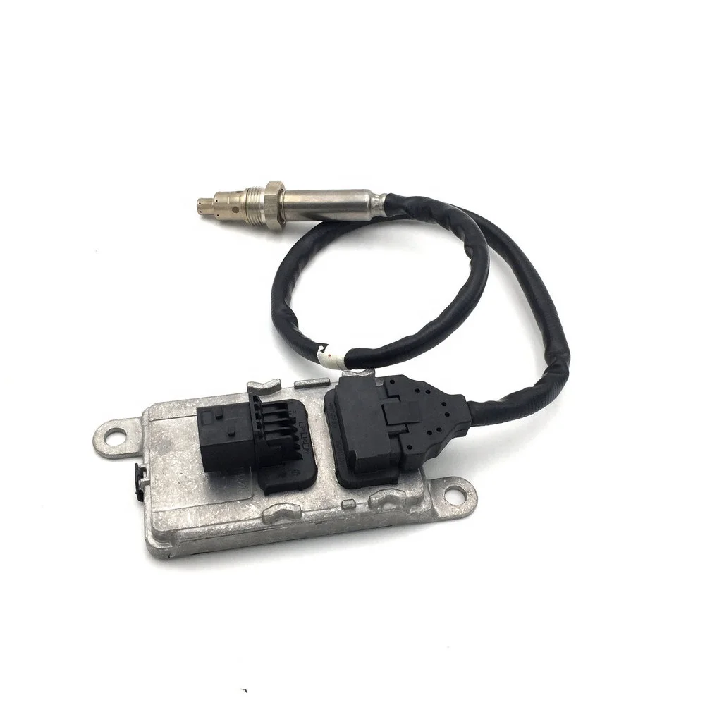 24V Square Four Needles Nitrogen Oxide Sensor 5WK9 6661D 2006245 5WK96661D NOX Sensor
24V Square Four Needles Nitrogen Oxide Sensor 5WK9 6661D 2006245 5WK96661D NOX Sensor