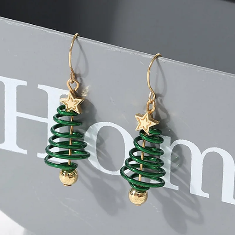 2020 New Fashion Women's Earrings Hand-knitted Christmas Tree Drop Dangle Earrings for Women Wedding Party Jewelry Gifts
2020 New Fashion Women's Earrings Hand-knitted Christmas Tree Drop Dangle Earrings for Women Wedding Party Jewelry Gifts
