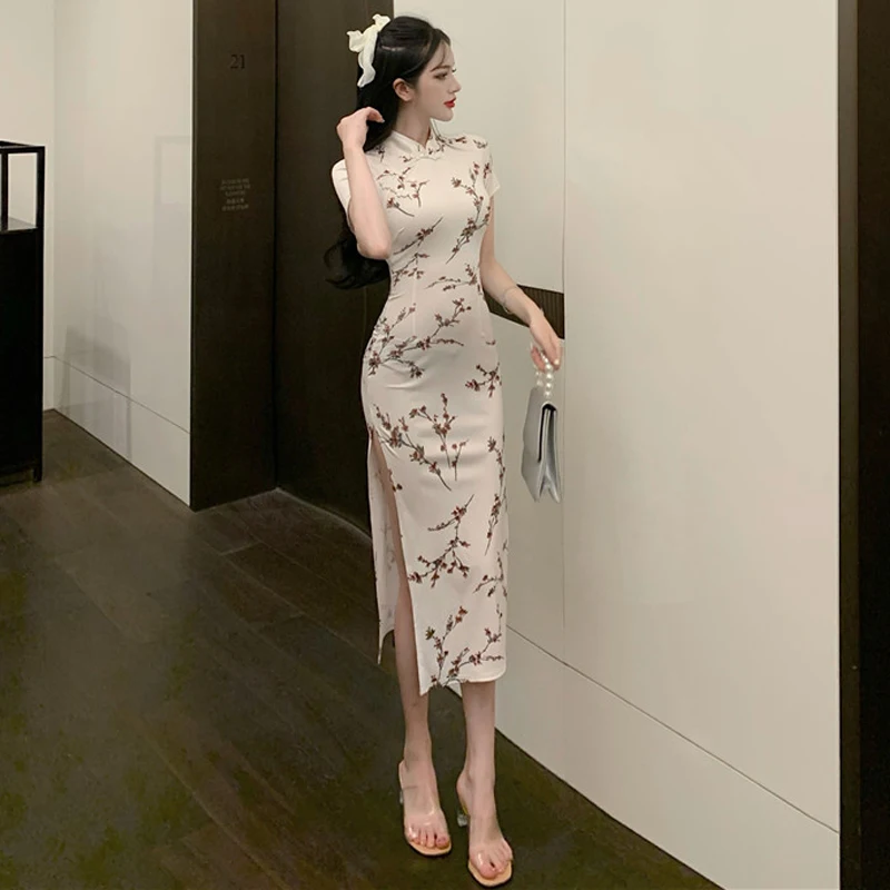 Long Cheongsam Dress Modern Harajuku Blouse Cheongsam Chinese Traditional Dress Hanfu Women Robe Chinoise Cheongsams BG50CC
Long Cheongsam Dress Modern Harajuku Blouse Cheongsam Chinese Traditional Dress Hanfu Women Robe Chinoise Cheongsams BG50CC