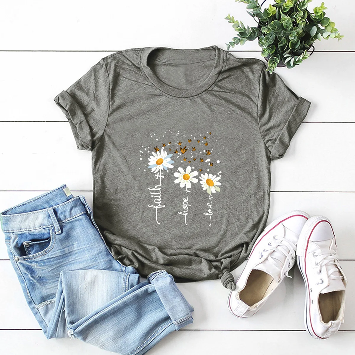 2021 Summer Fashion Women Printed T Shirt Casual Multicolor Short-Sleeved T-Shirt Top
2021 Summer Fashion Women Printed T Shirt Casual Multicolor Short-Sleeved T-Shirt Top
