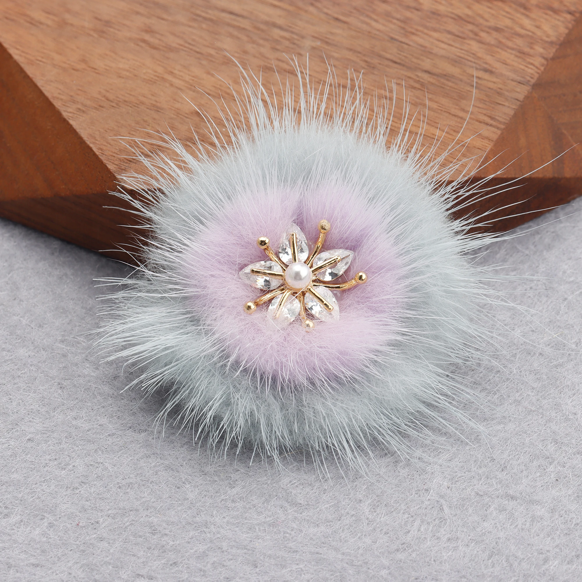 Dtstone M860,diy craft,jewelry accessories,18k gold plated,zircon,handmade,real fur mink,fluffy ball,diy earings , 4pcs/lot
Dtstone M860,diy craft,jewelry accessories,18k gold plated,zircon,handmade,real fur mink,fluffy ball,diy earings , 4pcs/lot