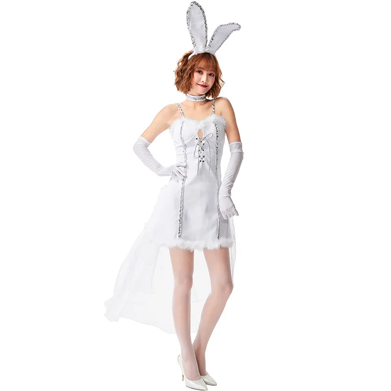 Halloween costume style party costume Japanese chest bunny white tail party sling
Halloween costume style party costume Japanese chest bunny white tail party sling