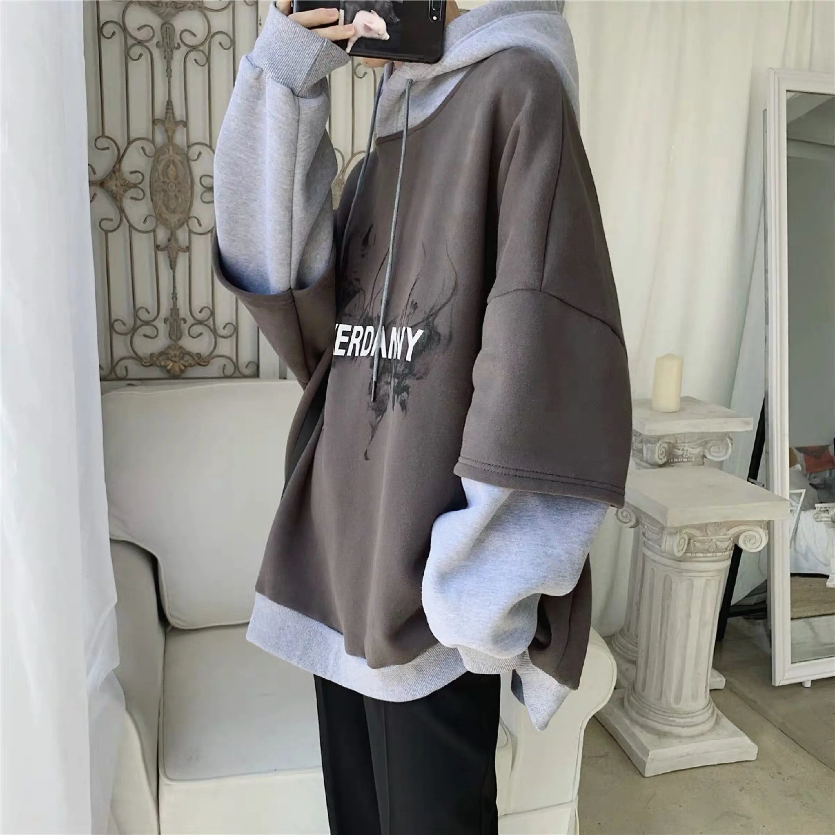 Men's Hoodie Spring Autumn Sweater Men's Fake Two-Piece Hooded Loose Long-Sleeved Couple's Trendy Hoodies Sweatshirts
Men's Hoodie Spring Autumn Sweater Men's Fake Two-Piece Hooded Loose Long-Sleeved Couple's Trendy Hoodies Sweatshirts