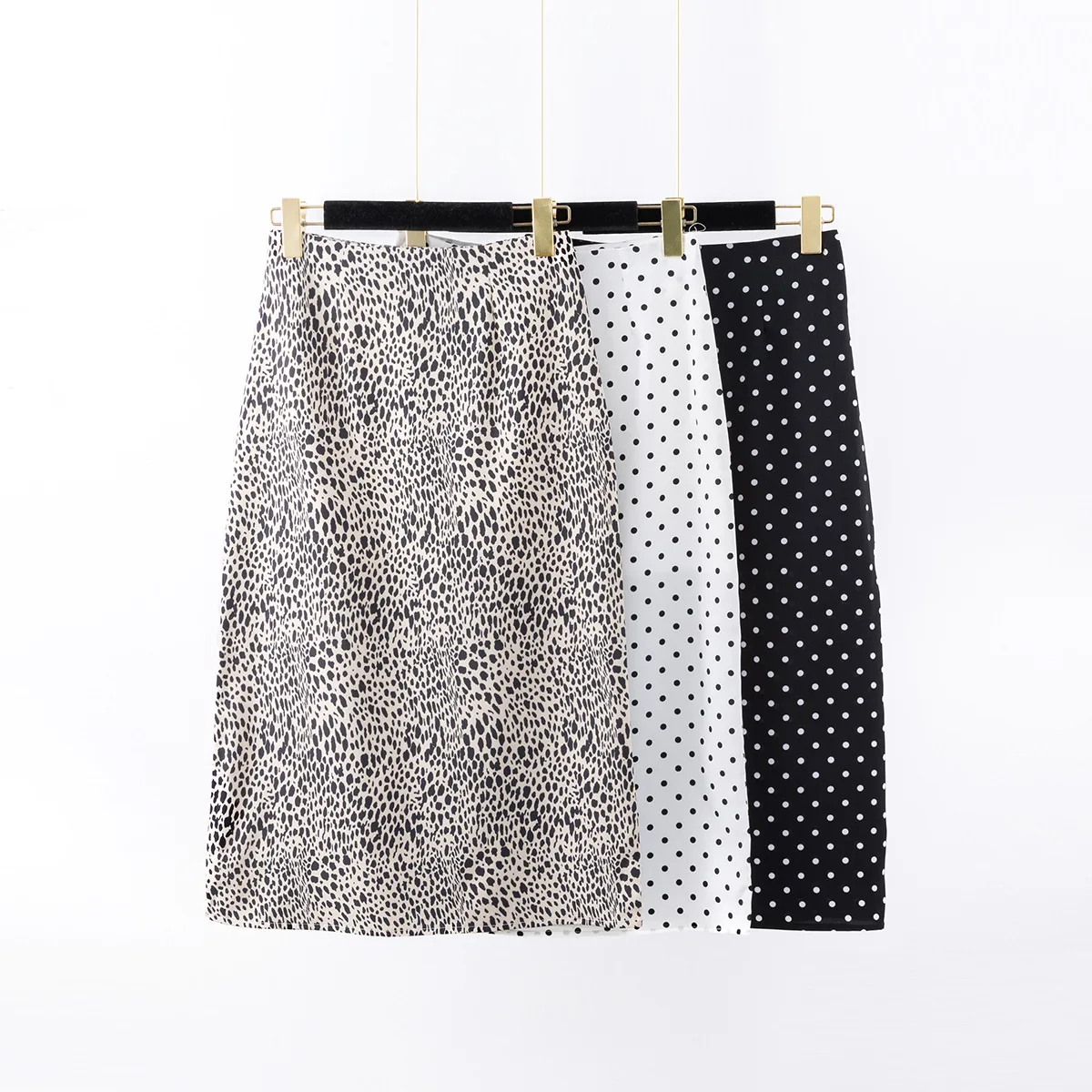 women skirts Print Chiffon Split Skirt Casual Fashion Long Skirts for Women Spring Summer Elegant Female costume
women skirts Print Chiffon Split Skirt Casual Fashion Long Skirts for Women Spring Summer Elegant Female costume