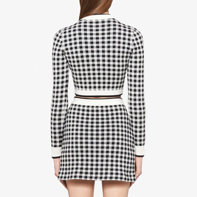 VGH Vintage Plaid Two Piece Set For Women O Neck Long Sleeve High Waist Top Mini Dress Female 2021 Spring Clothing Fashion New
VGH Vintage Plaid Two Piece Set For Women O Neck Long Sleeve High Waist Top Mini Dress Female 2021 Spring Clothing Fashion New