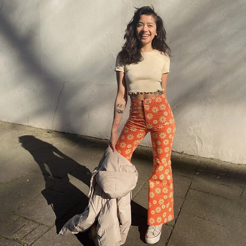 Orange Floral Print High Waisted Long Flared Pants 90s Harajuku Korean Fashion Y2K Cargo Pants Women Summer 2021 Chic Trousers
Orange Floral Print High Waisted Long Flared Pants 90s Harajuku Korean Fashion Y2K Cargo Pants Women Summer 2021 Chic Trousers