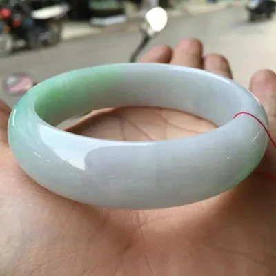 Zheru jewelry natural Burmese jade 54-64mm light-colored bracelet, elegant princess jewelry, gift for mother to girlfriend
Zheru jewelry natural Burmese jade 54-64mm light-colored bracelet, elegant princess jewelry, gift for mother to girlfriend