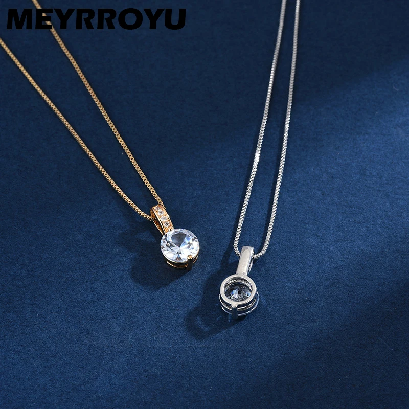 MEYRROYU 925 Sterling Silver New Korean Style Simple Fashion Zircon Rhinestone Necklace Ladies Couple Engagement Party Jewelry
MEYRROYU 925 Sterling Silver New Korean Style Simple Fashion Zircon Rhinestone Necklace Ladies Couple Engagement Party Jewelry