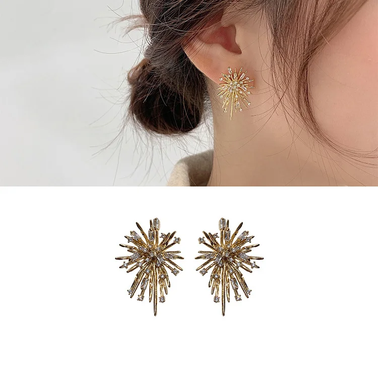 Japan Korea Exaggerated Fireworks Design Full Rhinestone Crystal Big Flower Ball Stud Earrings for Women Gifts Elegant Oorbellen
Japan Korea Exaggerated Fireworks Design Full Rhinestone Crystal Big Flower Ball Stud Earrings for Women Gifts Elegant Oorbellen