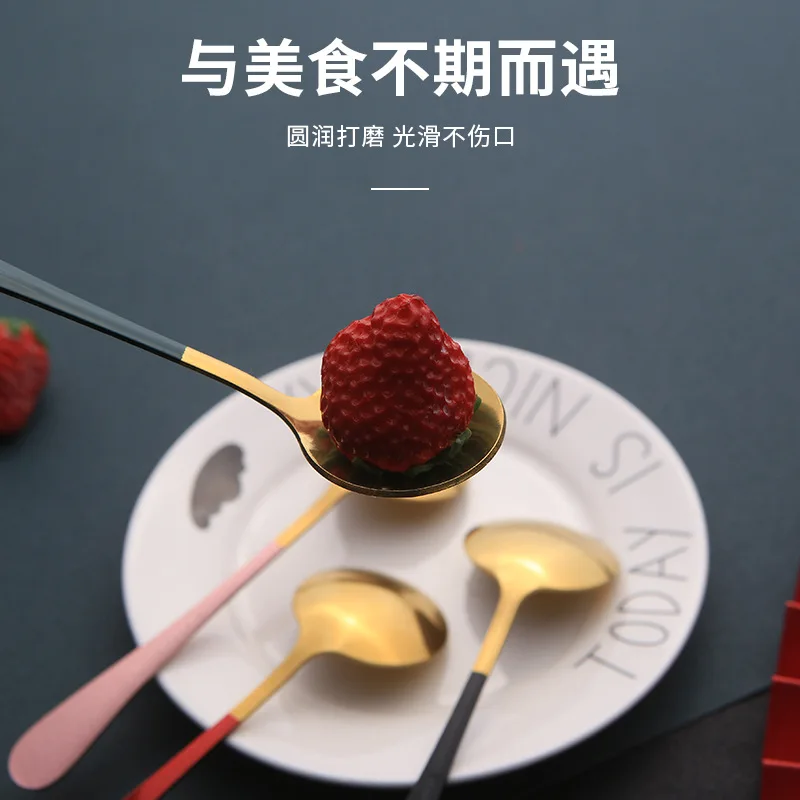 Stainless Steel Round Spoon Hotel Restaurant Creative Spoon Ice Cream Dessert Spoon Gilded Spoon Household Tableware Soup Spoon
Stainless Steel Round Spoon Hotel Restaurant Creative Spoon Ice Cream Dessert Spoon Gilded Spoon Household Tableware Soup Spoon