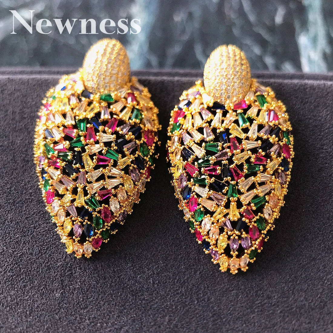 Newness Circle Geometry Fashion Luxury Super AAA Cubic Zirconia Engagement Party Wedding Dress Earring For Women
Newness Circle Geometry Fashion Luxury Super AAA Cubic Zirconia Engagement Party Wedding Dress Earring For Women