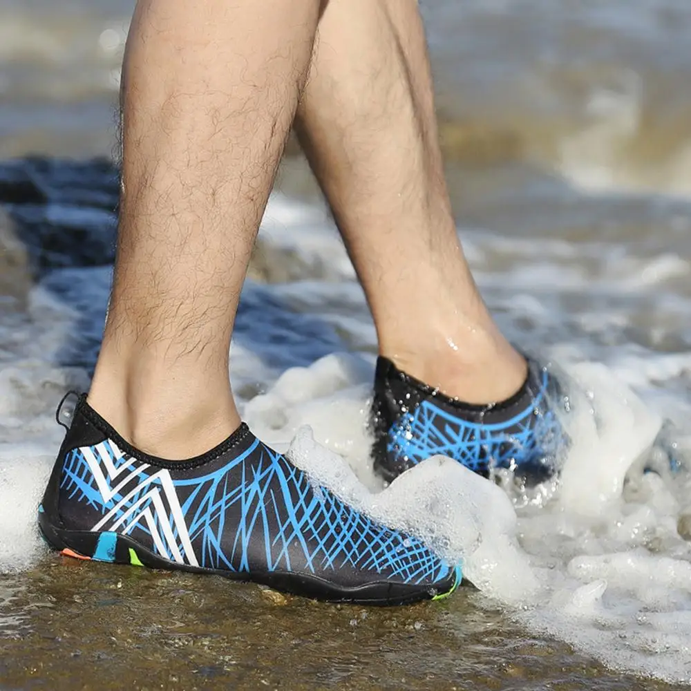 Fold Viscose Shoes Rubber Field Hiking Rainproof Diving Shoes Wading Shoes Rainy Day Umbrella Snorkeling Shoes Raingear
Fold Viscose Shoes Rubber Field Hiking Rainproof Diving Shoes Wading Shoes Rainy Day Umbrella Snorkeling Shoes Raingear