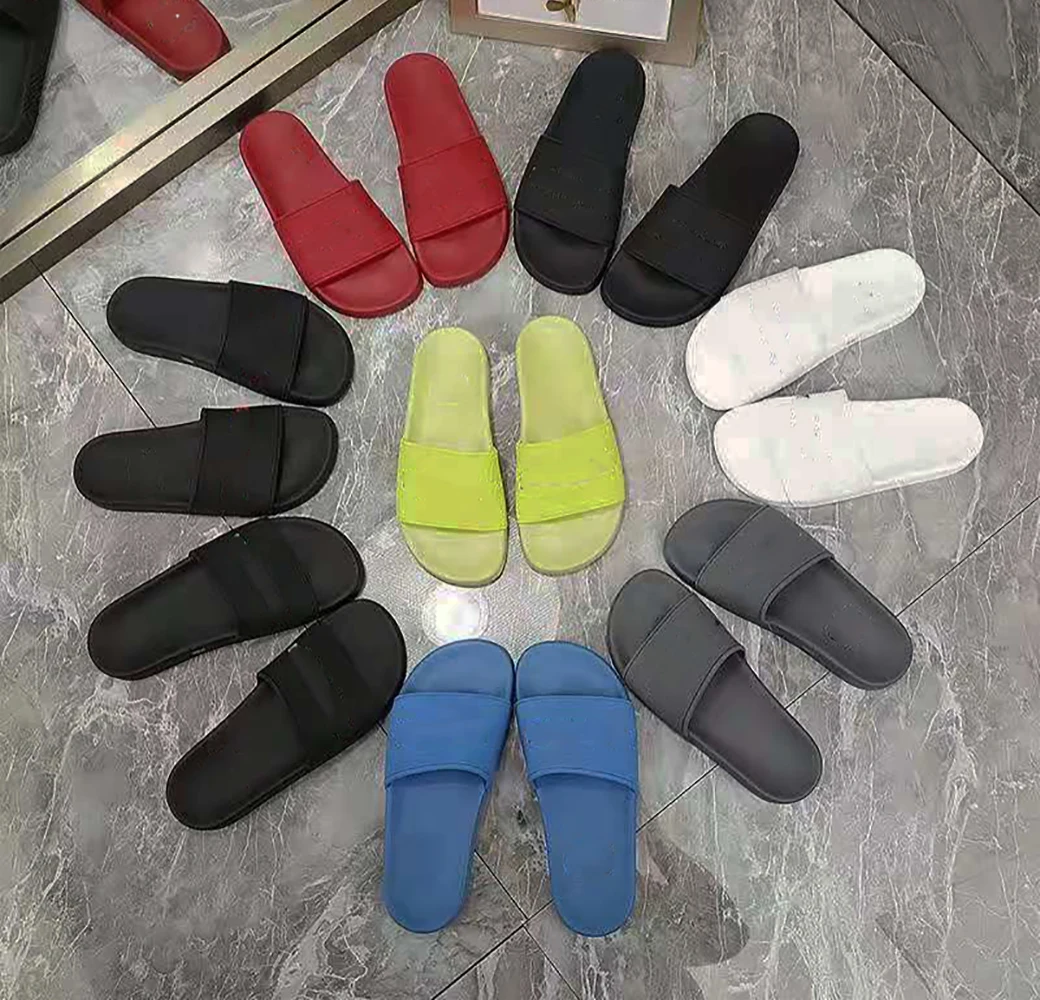 Designer brand imported PU material trendy male and female (couple) slippers 35-45 size
Designer brand imported PU material trendy male and female (couple) slippers 35-45 size