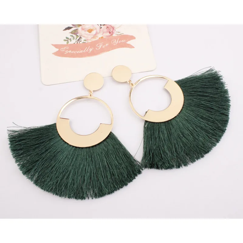 New Fashion Bohemian Tassel Earrings for Women Cotton Silk Fabric Long Fringe Drop Dangle Earrings 2021 Party Female Jewelry 
New Fashion Bohemian Tassel Earrings for Women Cotton Silk Fabric Long Fringe Drop Dangle Earrings 2021 Party Female Jewelry