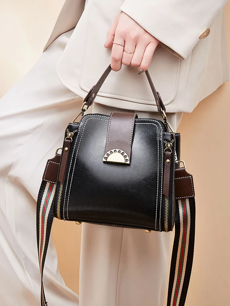 bag 2021 new tide explosive leather women's bag bucket bag messenger bag women's fashion 2020 shoulder bag
bag 2021 new tide explosive leather women's bag bucket bag messenger bag women's fashion 2020 shoulder bag