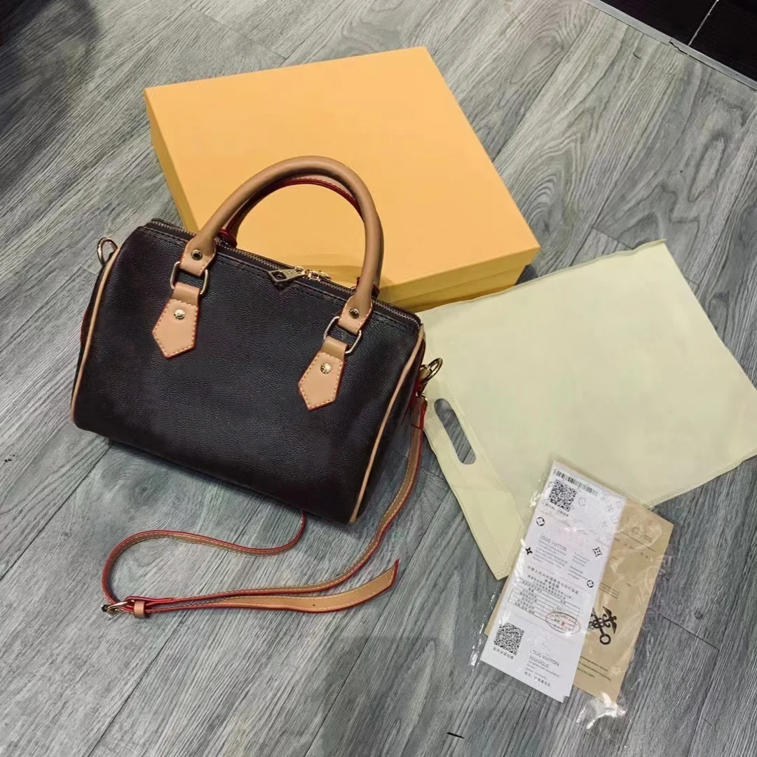 Vintage Wallets ladies handbags totes shoulder crossbody bags Luxury Designer purses women's fashion messenger shopping bag
Vintage Wallets ladies handbags totes shoulder crossbody bags Luxury Designer purses women's fashion messenger shopping bag