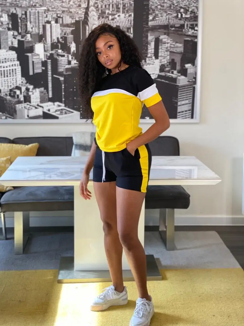 Brand 2021 sexy new European and American fashion women's casual stitching shorts short-sleeved solid color suit M7429
Brand 2021 sexy new European and American fashion women's casual stitching shorts short-sleeved solid color suit M7429