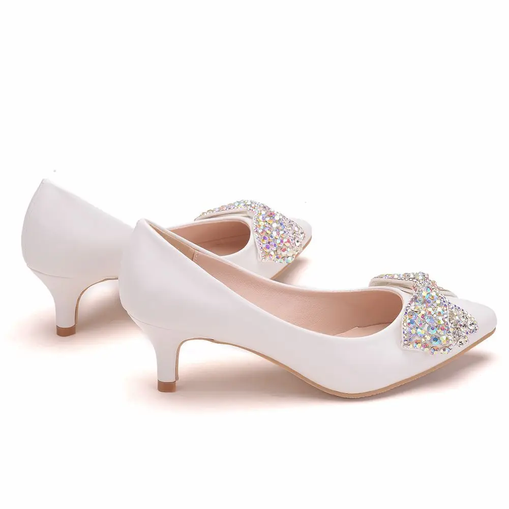 Large size high heels women's spring single shoes thin heel new bow diamond single shoes wedding shoes women's single shoes
Large size high heels women's spring single shoes thin heel new bow diamond single shoes wedding shoes women's single shoes