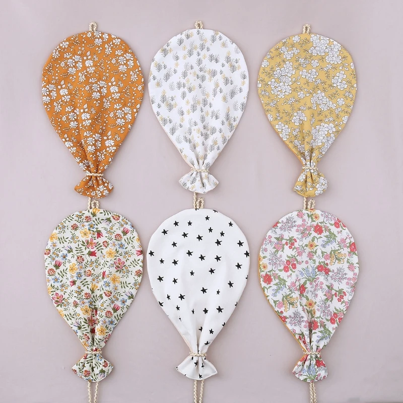 Nordic Cotton Balloon Wall Hanging Decor Double-sided printed Balloon Ornaments Baby Bedroom Nursery Decor Home Decor for Kids
Nordic Cotton Balloon Wall Hanging Decor Double-sided printed Balloon Ornaments Baby Bedroom Nursery Decor Home Decor for Kids