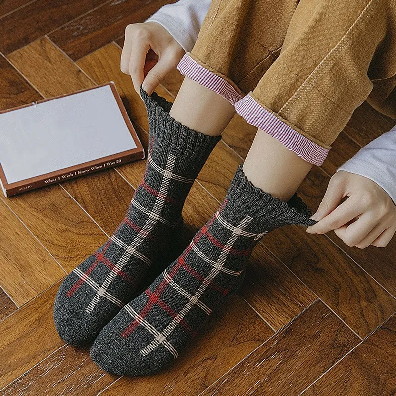 Clearance Sale Winter Warm Women's Socks Cartoon Cat Print Japanese Kawaii Cute Socks Thick Thermal Harajuku Streetwear Socks
Clearance Sale Winter Warm Women's Socks Cartoon Cat Print Japanese Kawaii Cute Socks Thick Thermal Harajuku Streetwear Socks