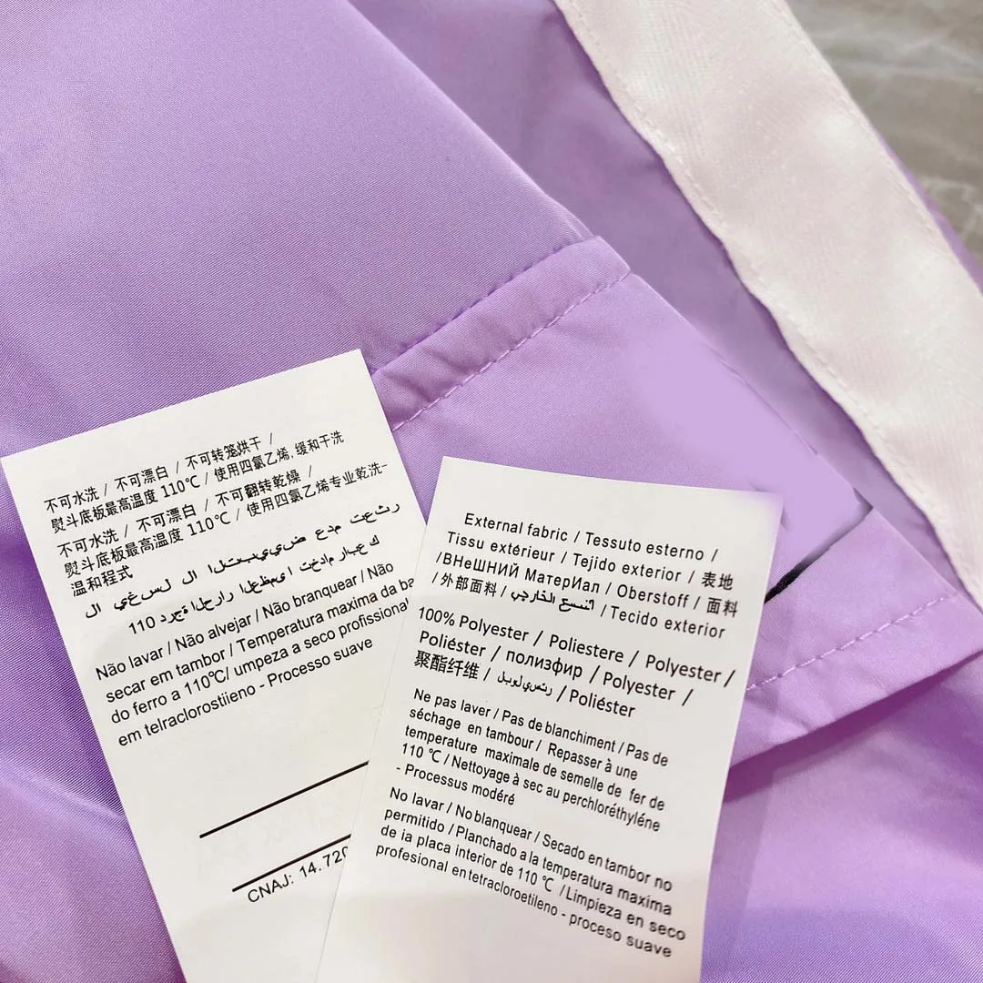 High-end Brand Purple Jackets for Women Summer 2021 New Long Sleeve Sun Protect Thin Hooded Coats Large Pocket Loose Jacket Coat 
High-end Brand Purple Jackets for Women Summer 2021 New Long Sleeve Sun Protect Thin Hooded Coats Large Pocket Loose Jacket Coat