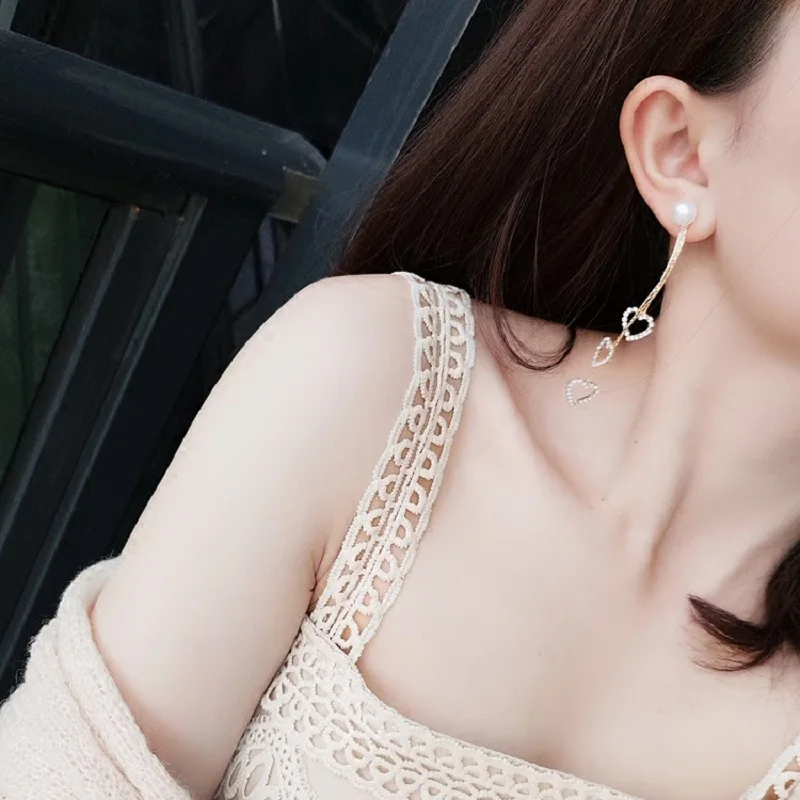 2020 New Women's Earrings Fashion Elegant Tassels Heeart Metal Girl Earrings For Women Bride's Party Gifts Jewelry Wholesale
2020 New Women's Earrings Fashion Elegant Tassels Heeart Metal Girl Earrings For Women Bride's Party Gifts Jewelry Wholesale