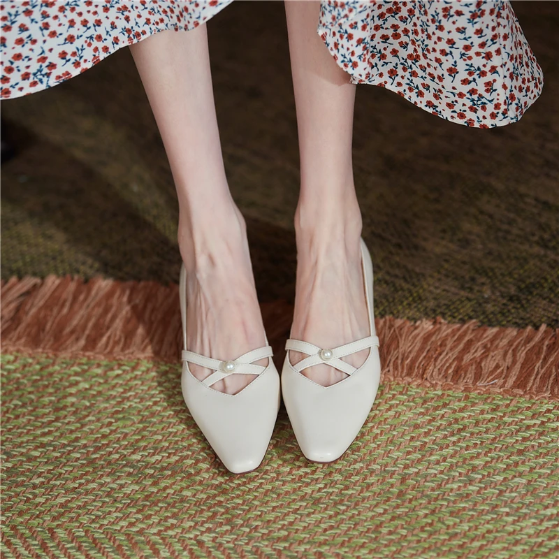 VERCONAS Spring 2021 Fashion Concise Women Mary Janes Pumps Low Heels Cross-Tied Genuine Leather Casual Working Shoes Woman New
VERCONAS Spring 2021 Fashion Concise Women Mary Janes Pumps Low Heels Cross-Tied Genuine Leather Casual Working Shoes Woman New